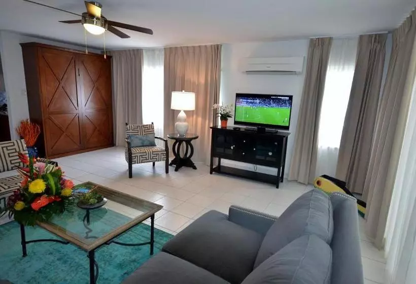 The Atrium Beach Resort And Spa, Ascend Hotel Collection