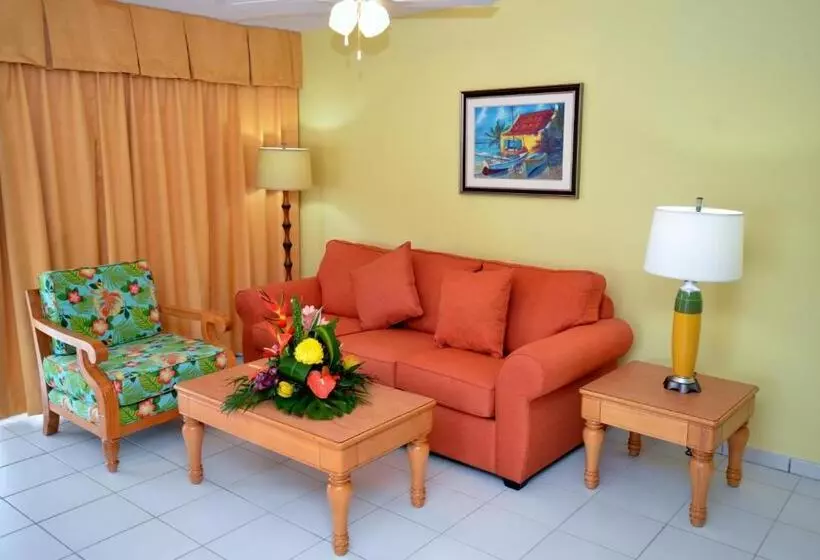 The Atrium Beach Resort And Spa, Ascend Hotel Collection