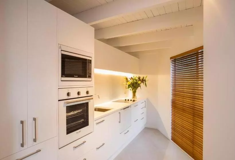 Cranbury Court Apartments