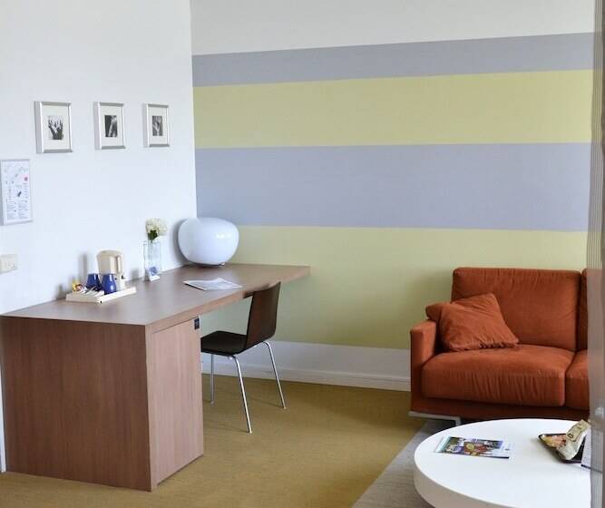 Fletcher Hotel   Restaurant Carlton