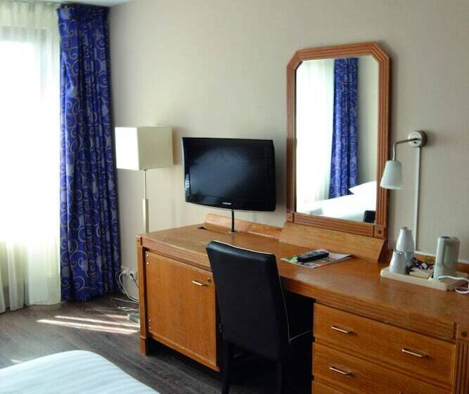 Fletcher Hotel   Restaurant Carlton