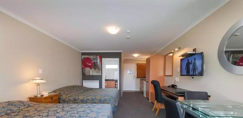 فندق Beachcomber Inn Picton