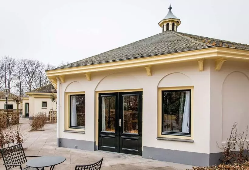 Отель Kasteel De Vanenburg