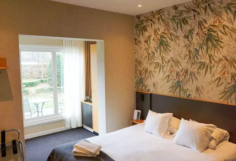 Отель Kasteel De Vanenburg