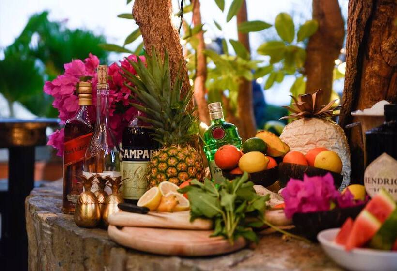 هتل Princess Heights Luxury Condo