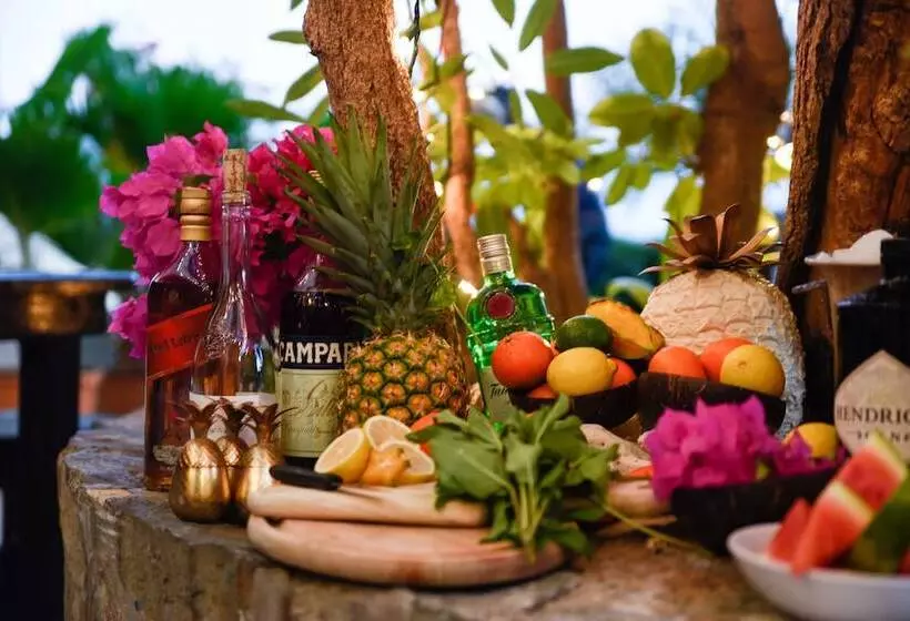 هتل Princess Heights Luxury Condo