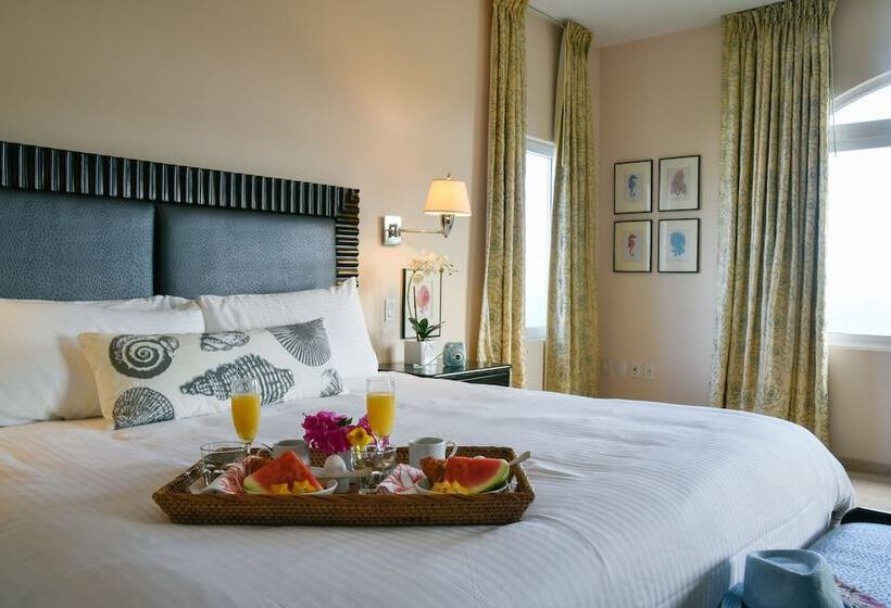 هتل Princess Heights Luxury Condo