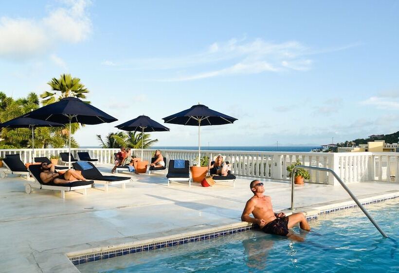 هتل Princess Heights Luxury Condo