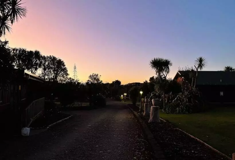 호텔 Shining Star Beachfront Accommodation