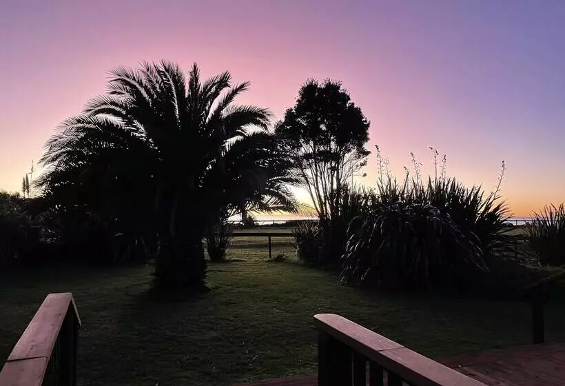 호텔 Shining Star Beachfront Accommodation