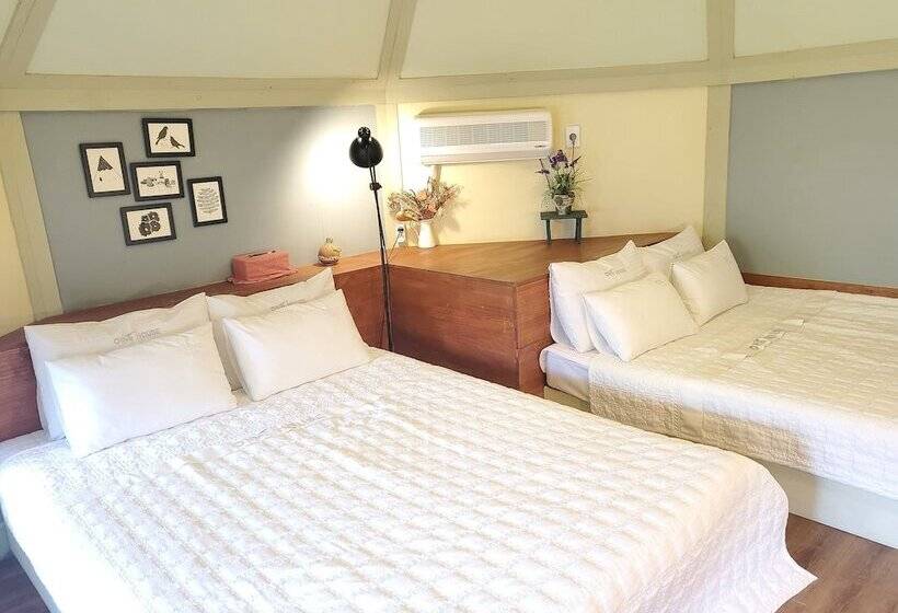 Olive Vanilla Pension