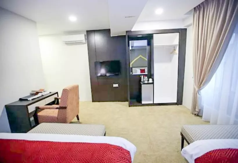 Hotelli Al Khatiri
