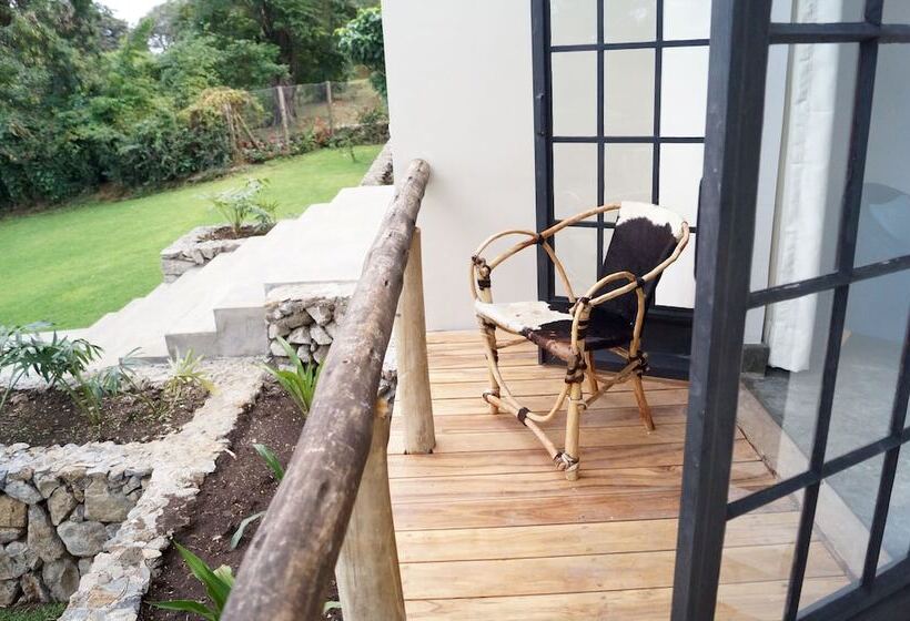 Отель Arusha Villa