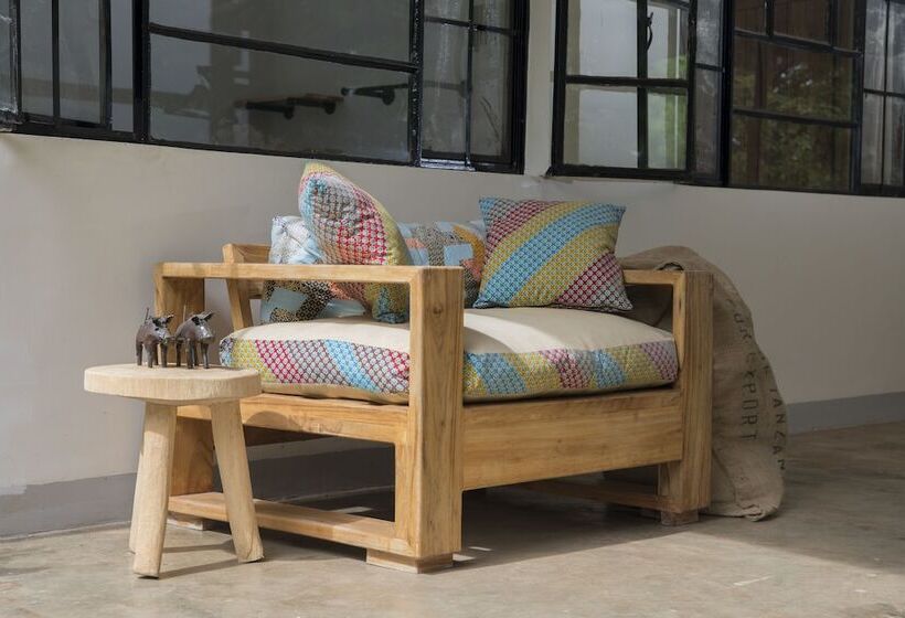 Отель Arusha Villa