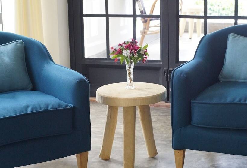 Отель Arusha Villa