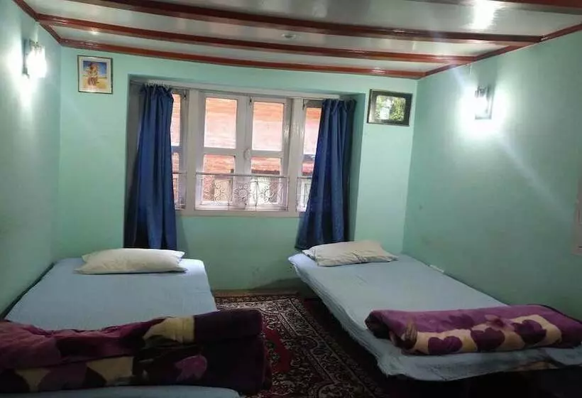 هتل Himal Home