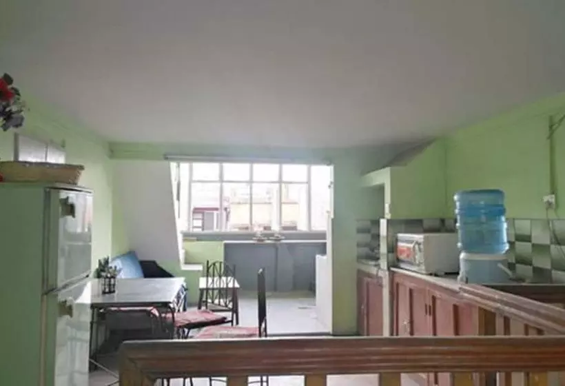 هتل Himal Home