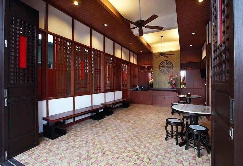 호텔 Karon Sino House