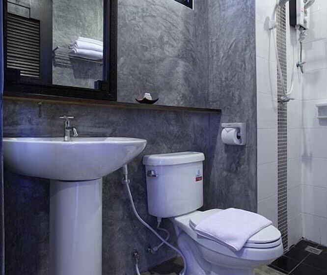 호텔 Karon Sino House