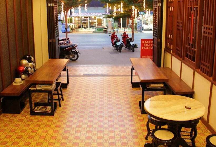 호텔 Karon Sino House
