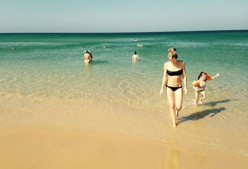 호텔 Karon Sino House