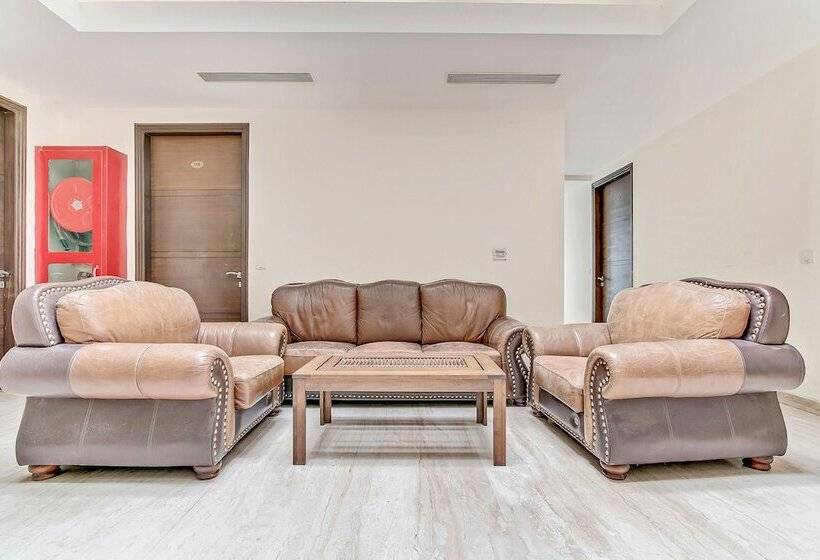 فندق Oyo Flagship 5912 Near Sikanderpur