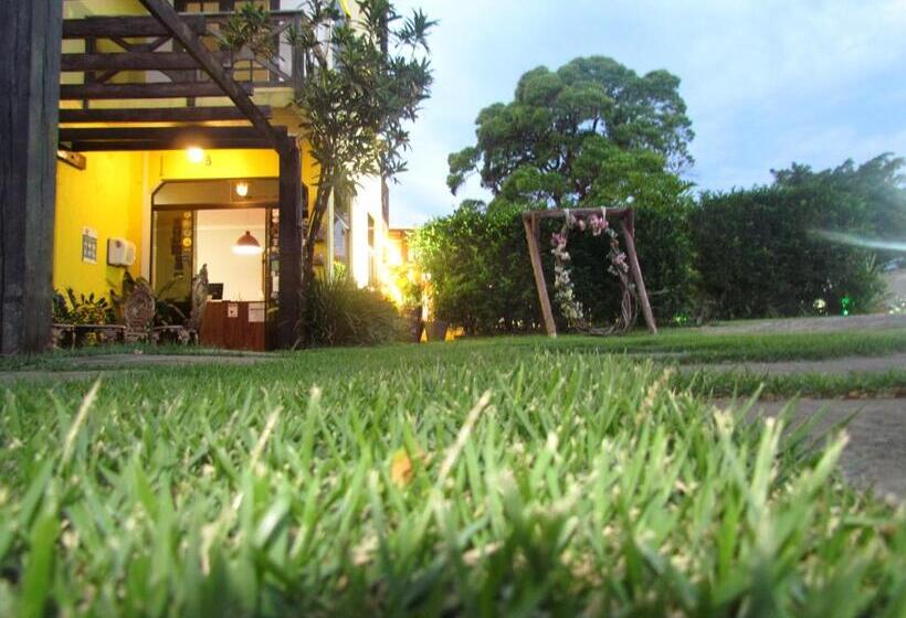 هتل Pousada Villa Guimaraes