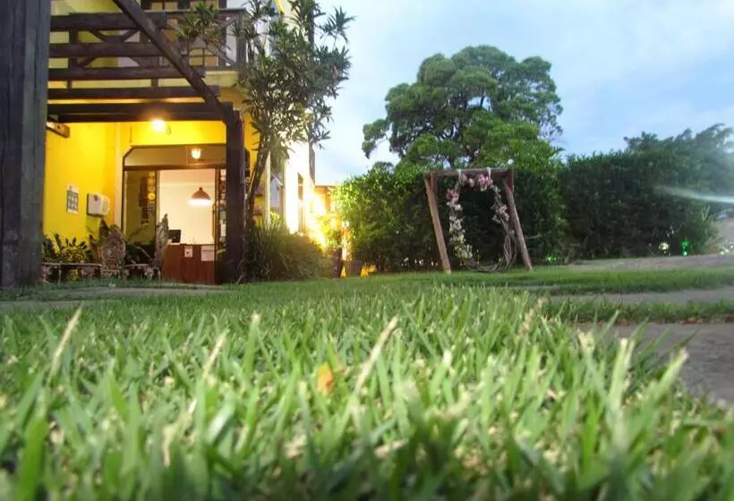 ホテル Pousada Villa Guimaraes