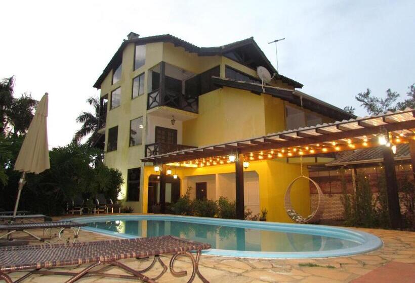 هتل Pousada Villa Guimaraes