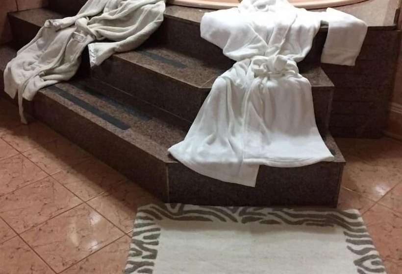 هتل Pousada Villa Guimaraes