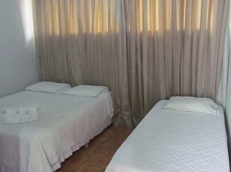 هتل Pousada Villa Guimaraes