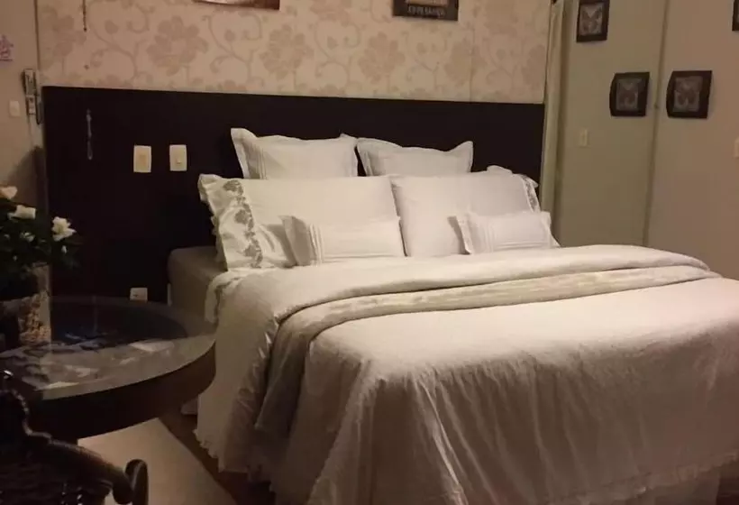 ホテル Pousada Villa Guimaraes