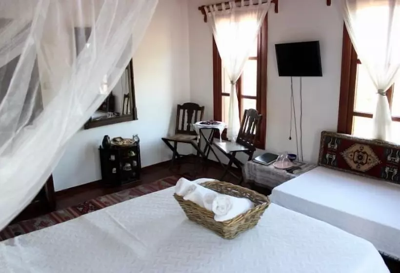 ホテル Salkim Konak Agac Evler