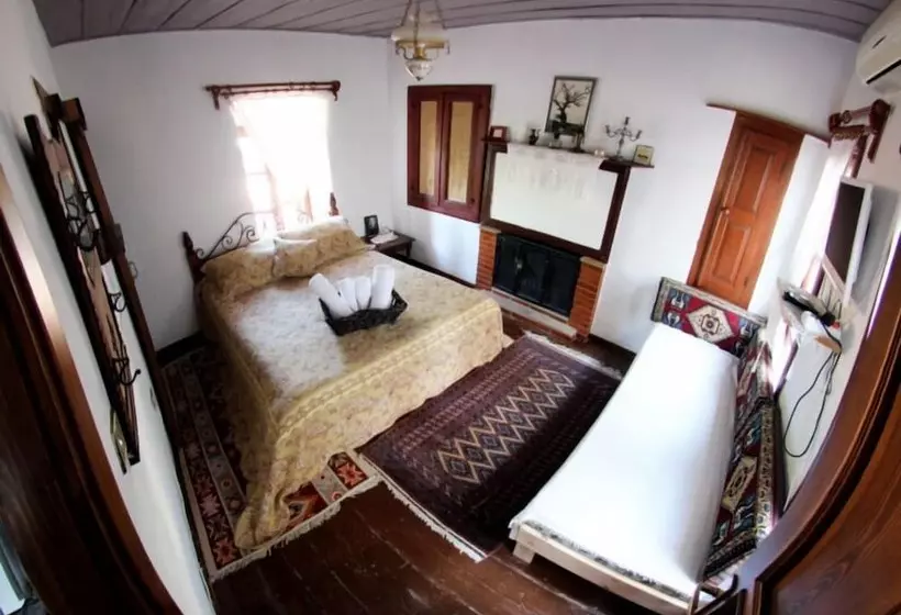 ホテル Salkim Konak Agac Evler