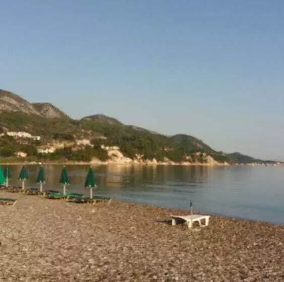 پانسیون Christina Pansion