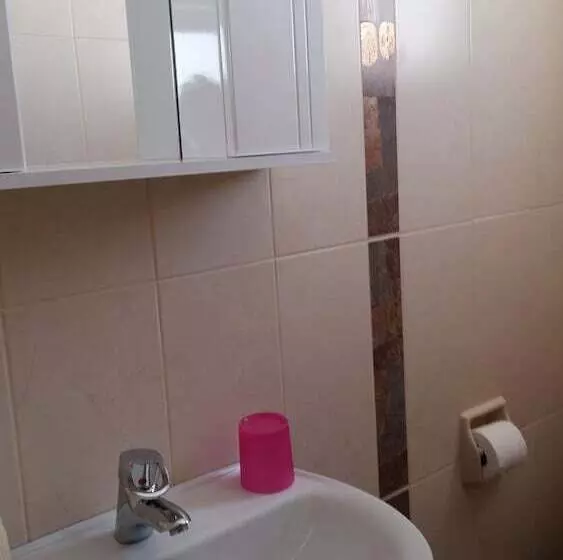 پانسیون Christina Pansion