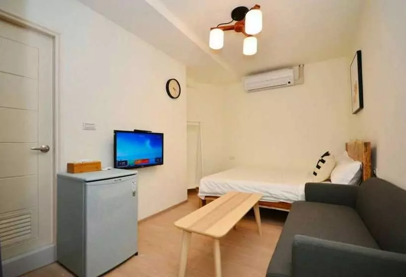 پانسیون Taichung Fengjia Duduhouse