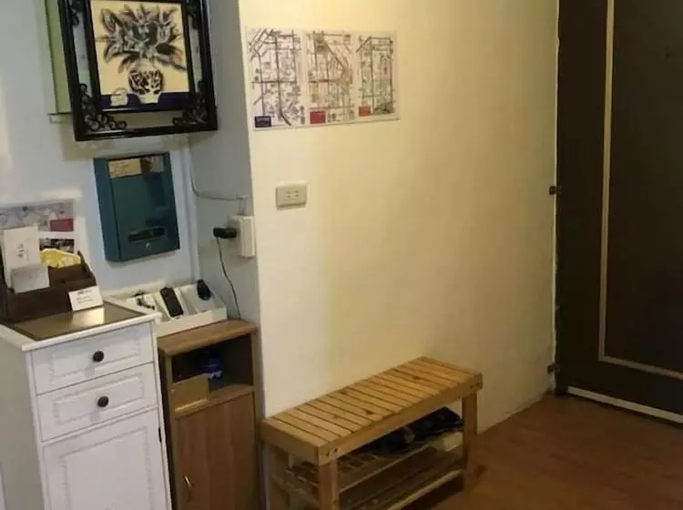 پانسیون Taichung Fengjia Duduhouse