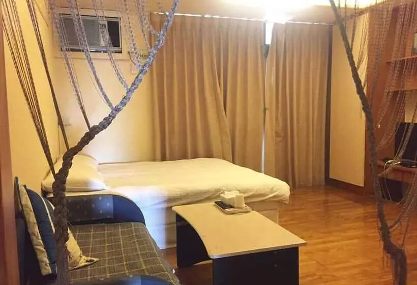 پانسیون Taichung Fengjia Duduhouse