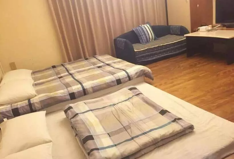 پانسیون Taichung Fengjia Duduhouse