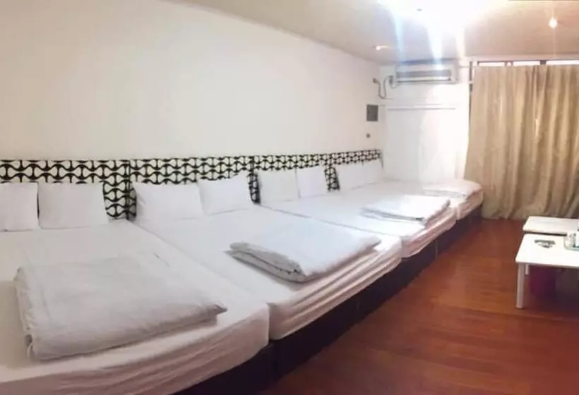 پانسیون Taichung Fengjia Duduhouse