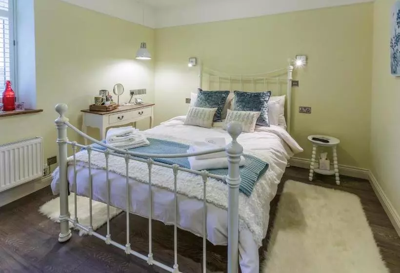 Pensió Thomas Wright House