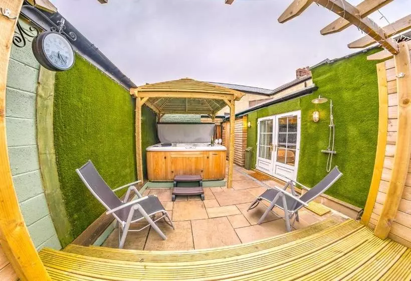 Pensió Thomas Wright House