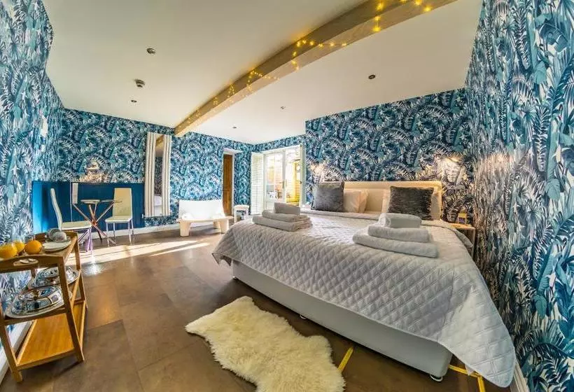 Pensió Thomas Wright House