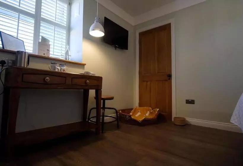 Pensió Thomas Wright House