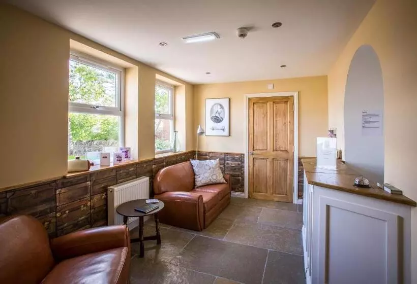 Pensió Thomas Wright House