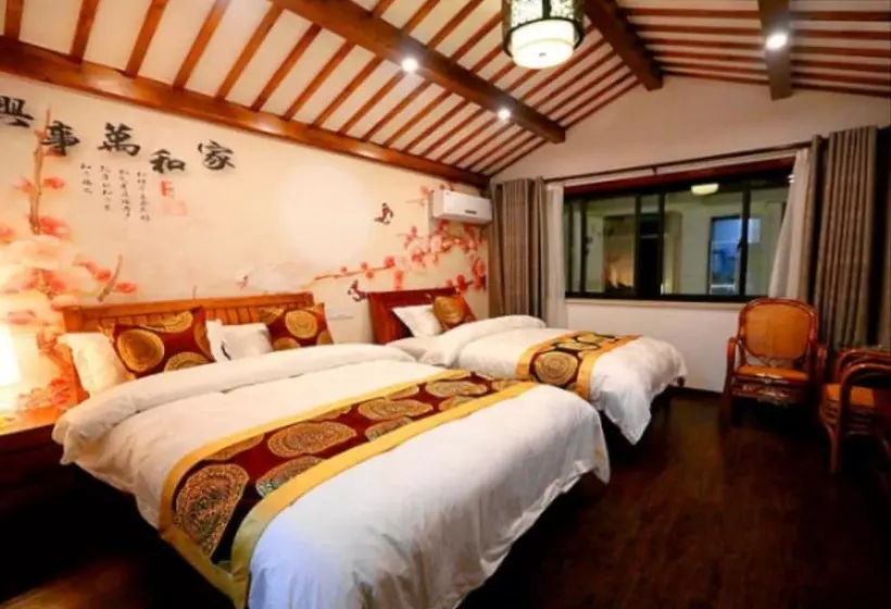 ベッドアンドブレックファースト Zhouzhuang Chen Jia Boutique Inn