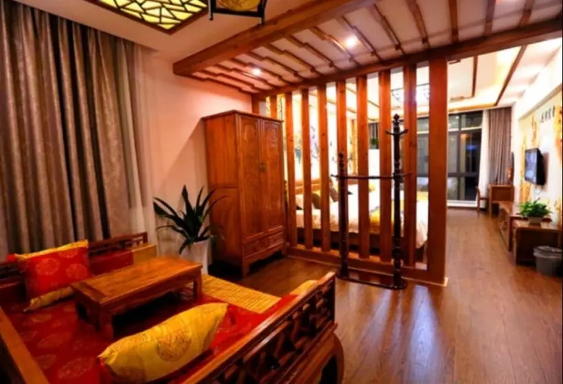 ベッドアンドブレックファースト Zhouzhuang Chen Jia Boutique Inn