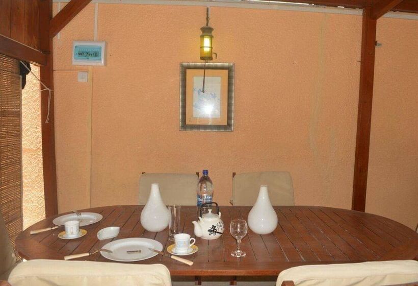 هتل Gravier Lodge