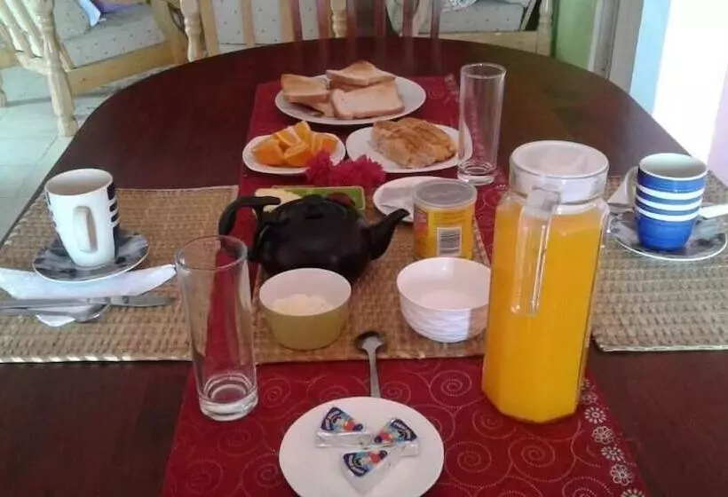 هتل Gravier Lodge